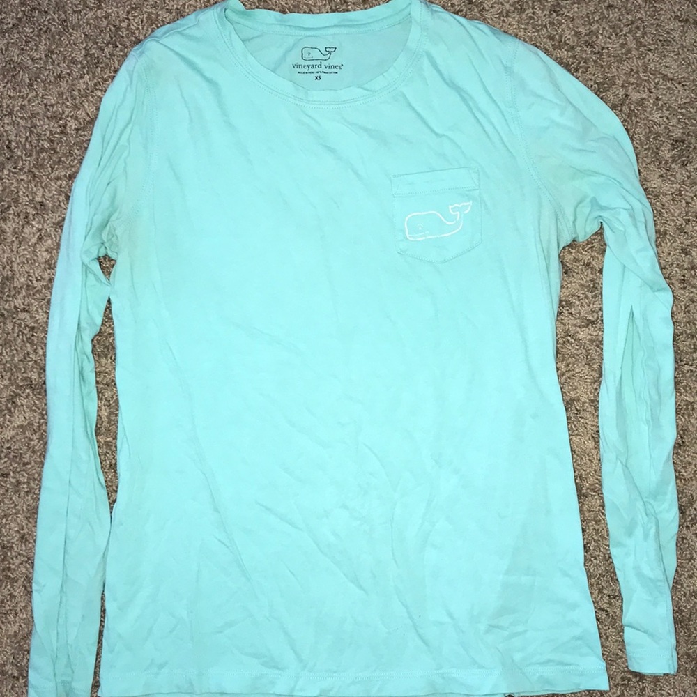 Light teal vineyard Vines long sleeve t shirt